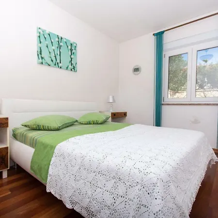 Appartamento Apartman Helli *