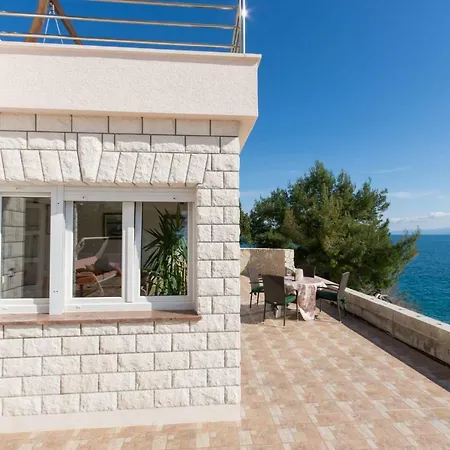 Apartman Apartman Helli *